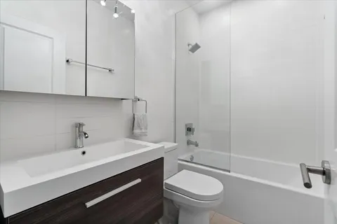 $725,000 | 2447 West Irving Park Road, Unit 1W, Chicago, IL 60618