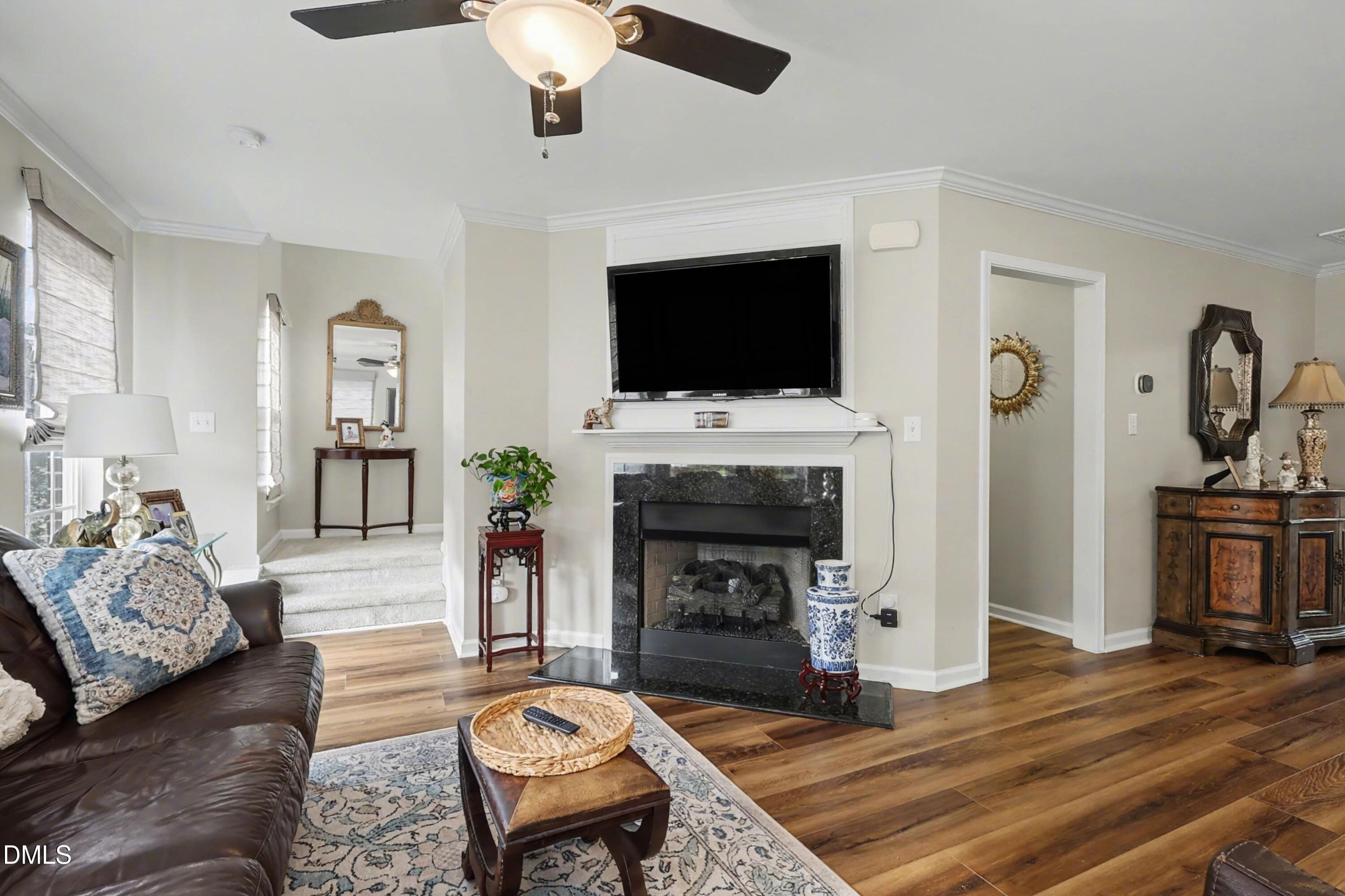 2016 Kedvale Avenue Raleigh, NC 27617 - Photo 10 of 16 014_file_6303