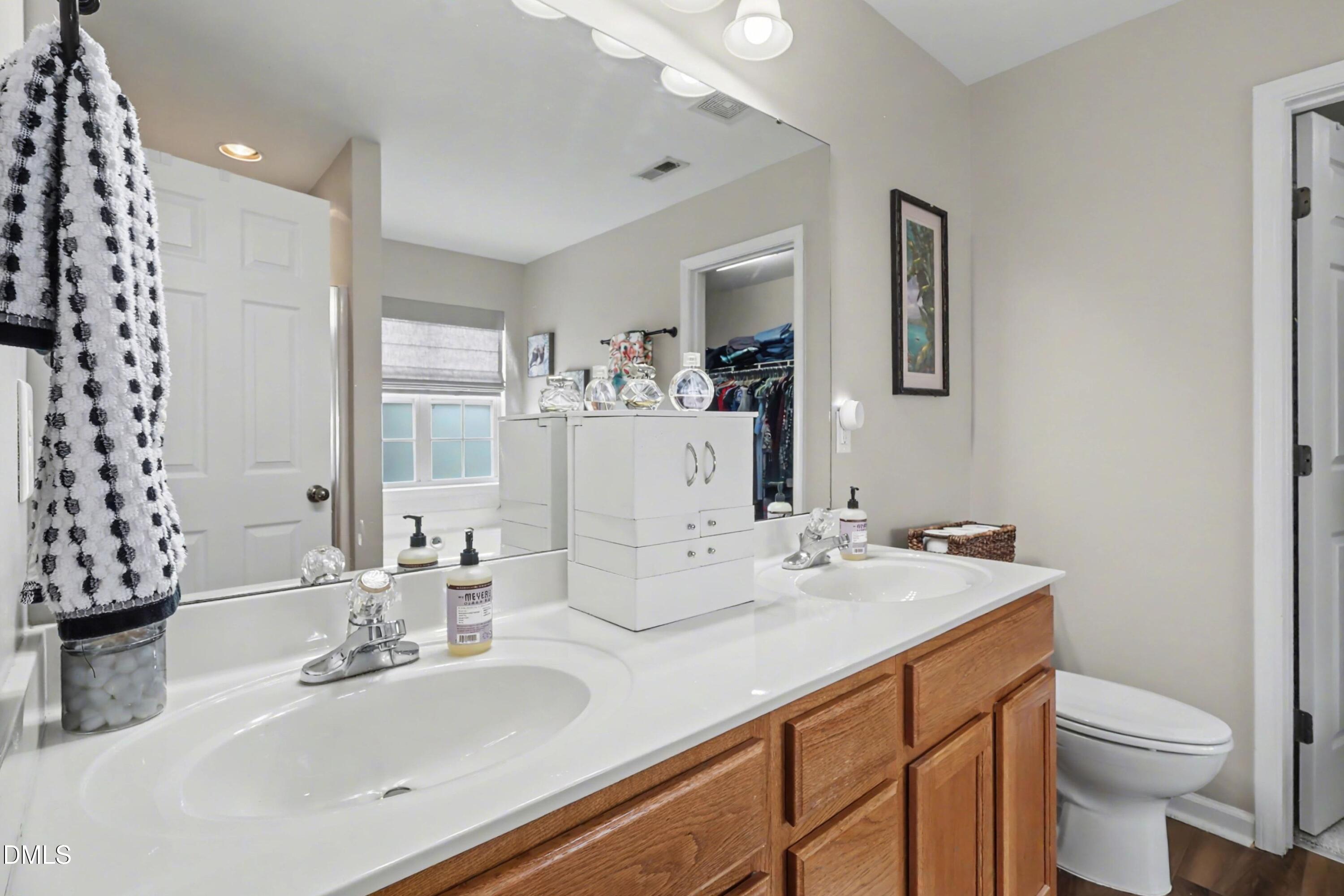 2016 Kedvale Avenue Raleigh, NC 27617 - Photo 12 of 16 023_file_5437