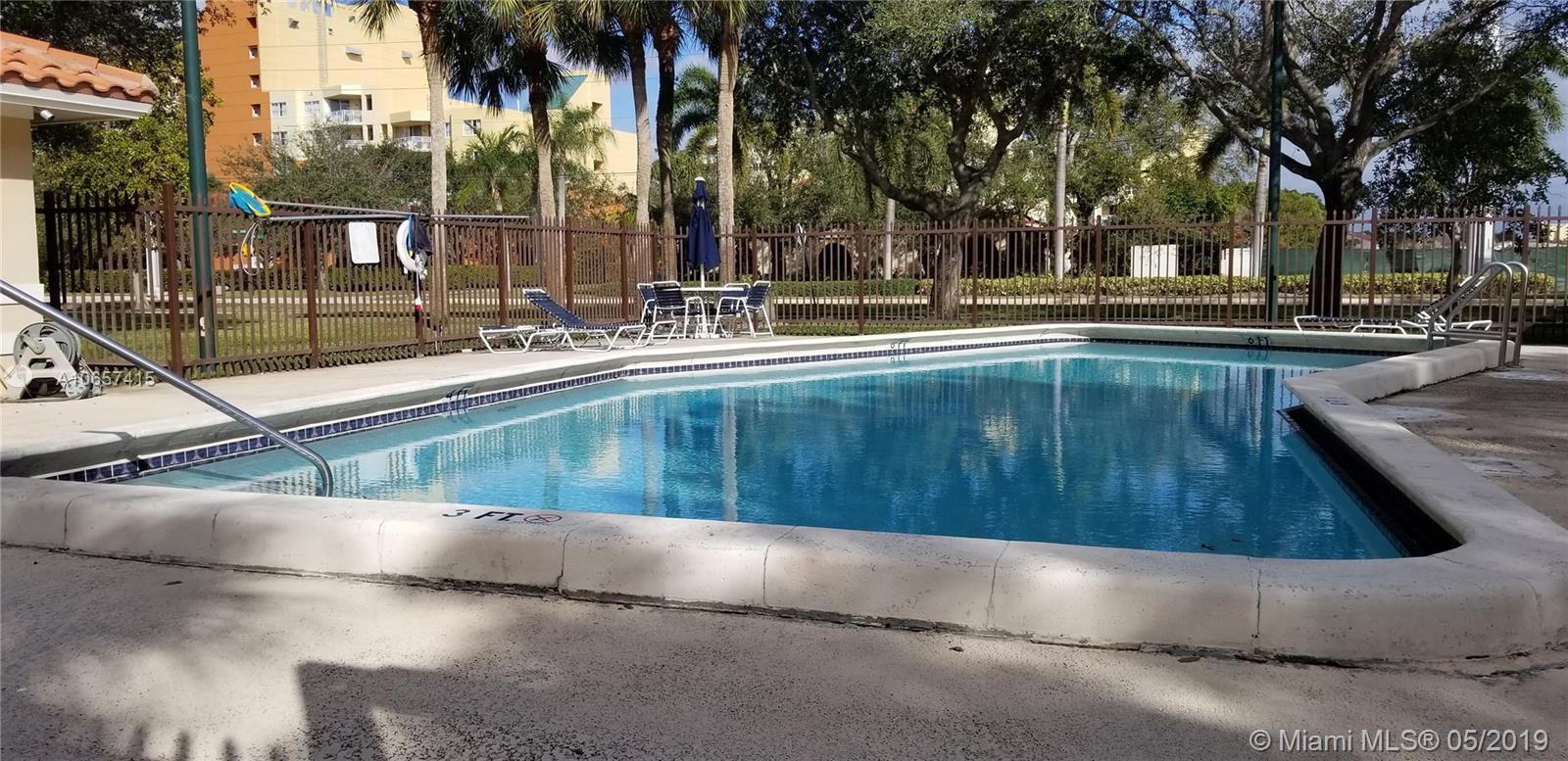 543 Racquet Club Road, Unit 36 Weston, FL 33326 - Photo 20 of 21 Gallery Image 20