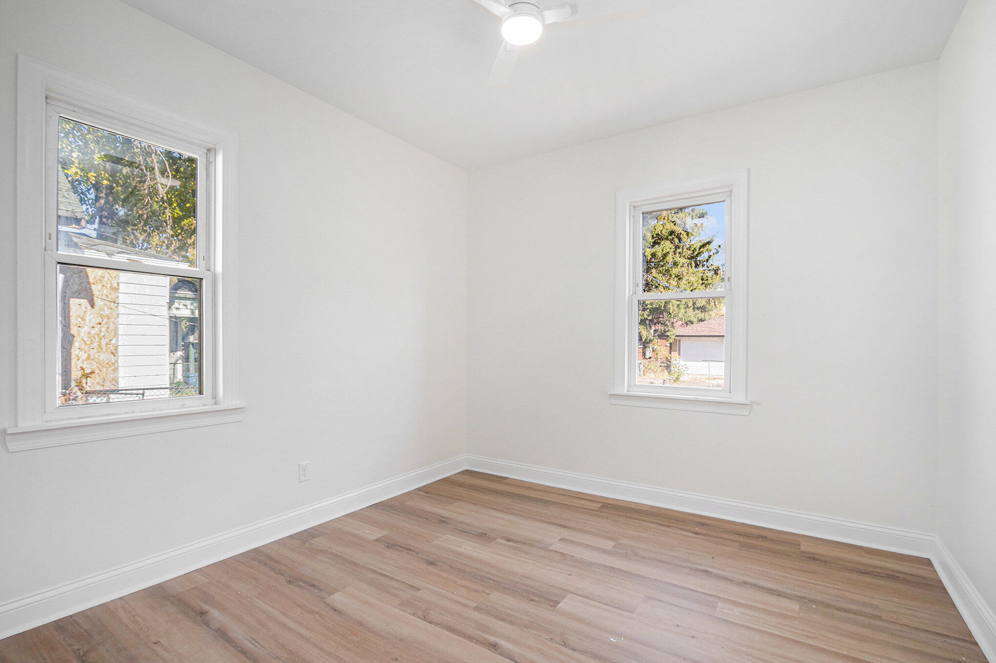 3625 Virginia Street Gary, IN 46409 - Photo 8 of 15 an empty room with a window