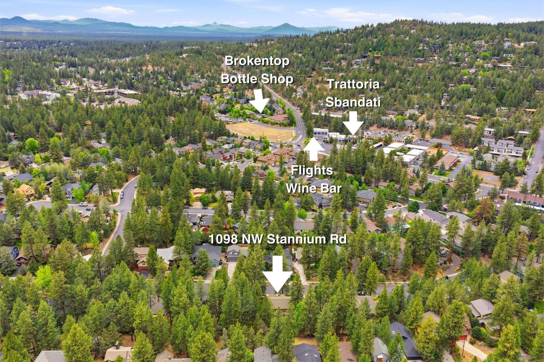 1098 Northwest Stannium Road Bend, OR 97703 - Photo 37 of 45