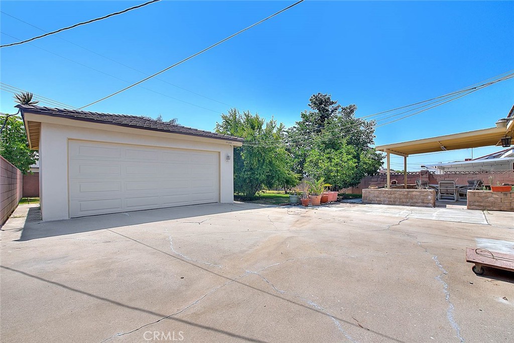 620 North 5th Street Montebello, CA 90640 - Photo 57 of 68 a view of a house with a outdoor space and street view
