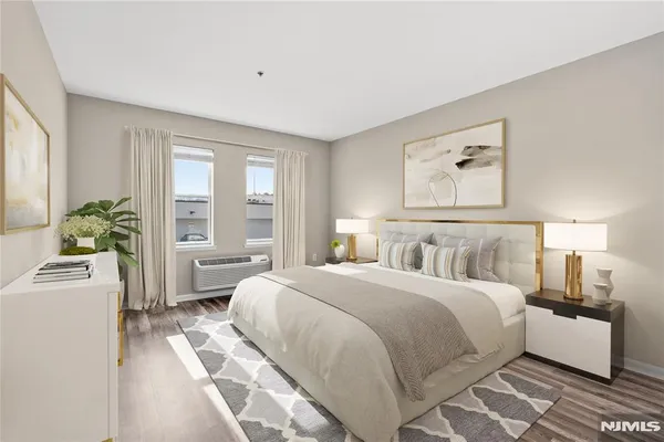 $2,700 | 905 River Road, Unit 210, Edgewater, NJ 07020