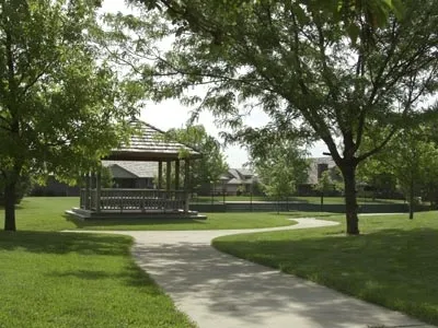 $22,500 | 110 Kingsway, Hesston, KS 67062