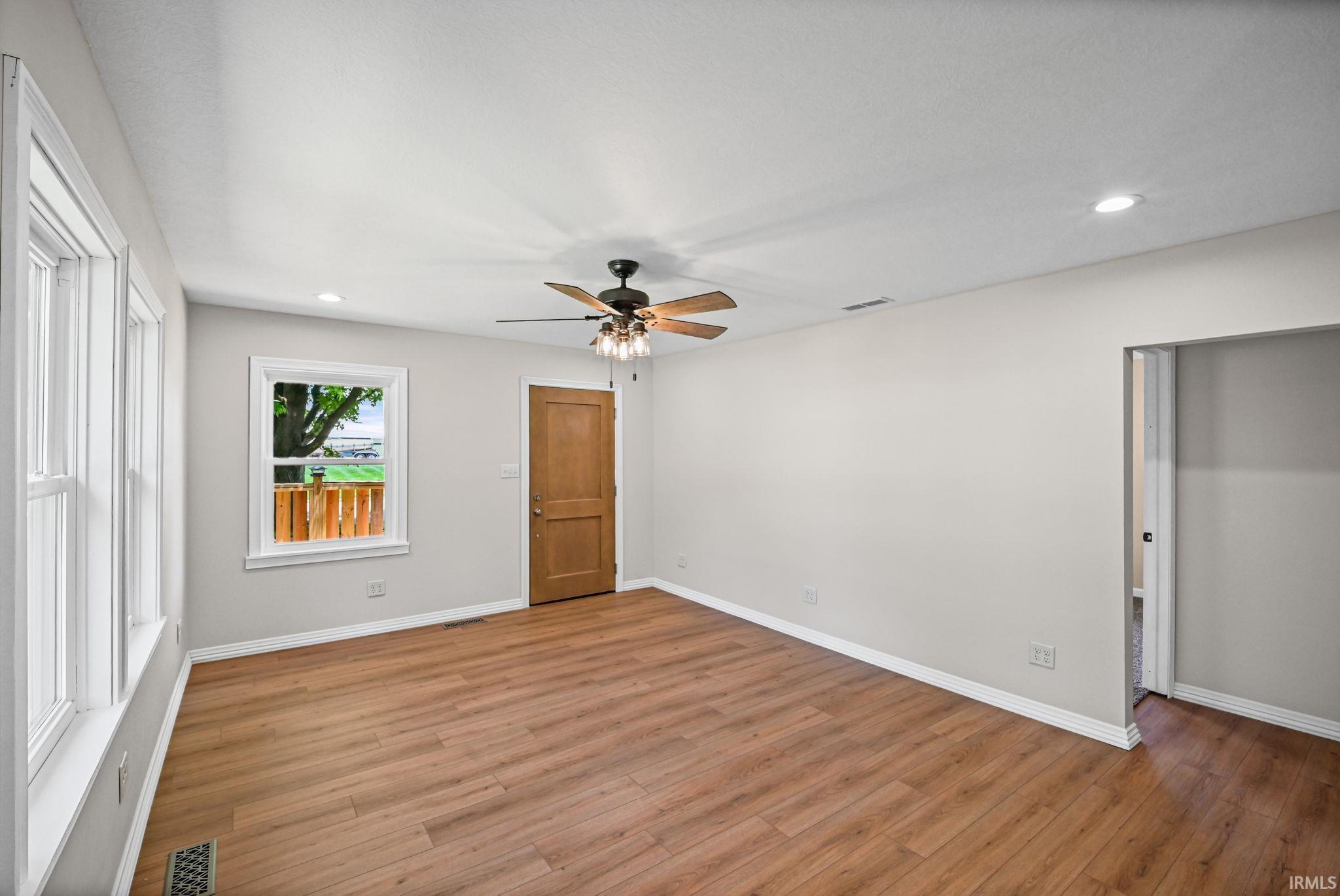 403 South Willow Street Flora, IN 46929 - Photo 6 of 27