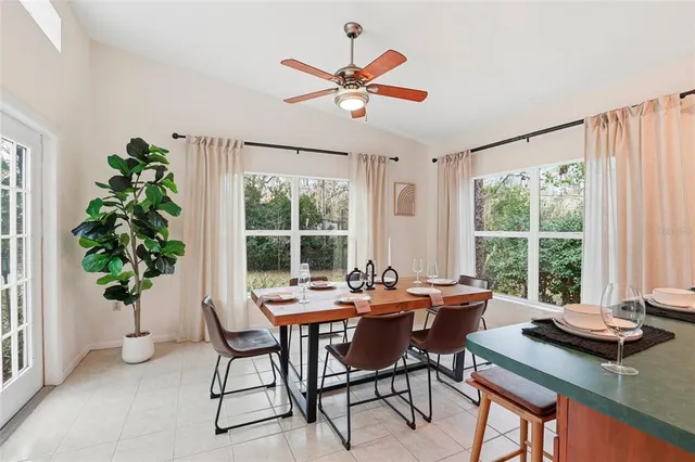 $550,000 | 2035 Northwest 12th Road, Gainesville, FL 32605