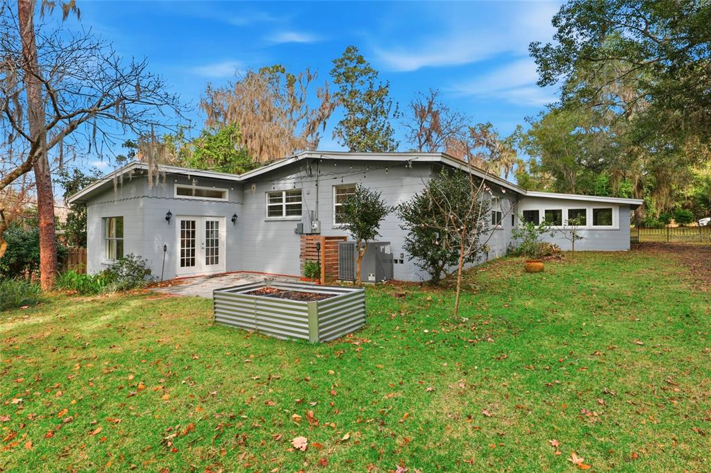 2035 Northwest 12th Road Gainesville, FL 32605 - Photo 32 of 38