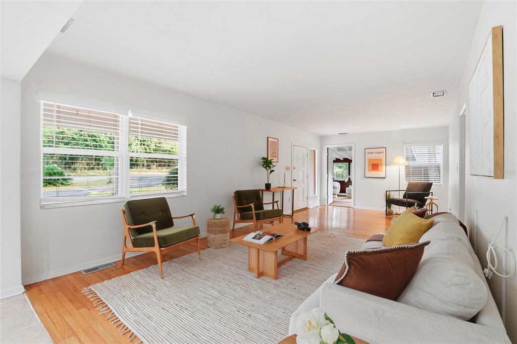 2035 Northwest 12th Road Gainesville, FL 32605 - Photo 10 of 38