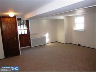 7902 Knox Road Glenside, PA 19038 - Photo 6 of 11 Family Room