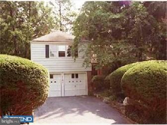 7902 Knox Road Glenside, PA 19038 - Photo 8 of 11 Garage
