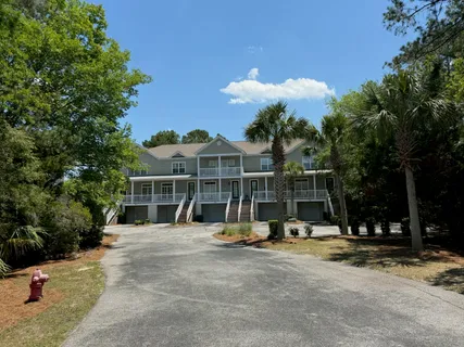 $569,000 | 401 Kinloss Country Lane, Mount Pleasant, SC 29466