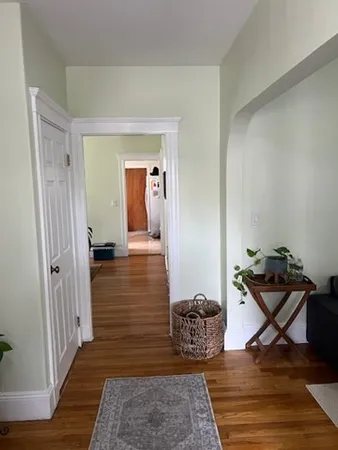 $3,200 | 158 Willow Street, Unit 1, Boston, MA 02132