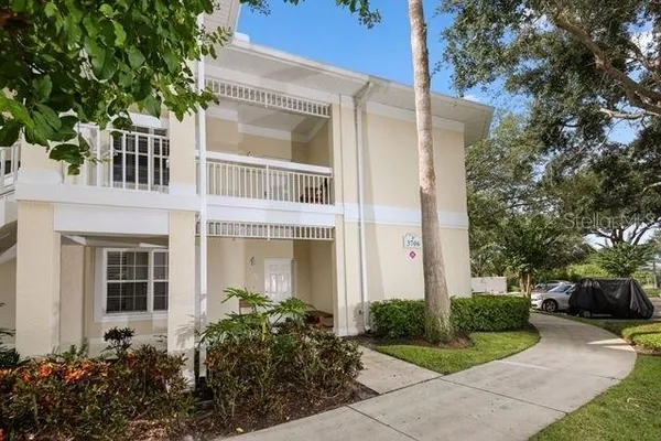 $4,725 | 3706 54th Drive West, Unit 201, Bradenton, FL 34210