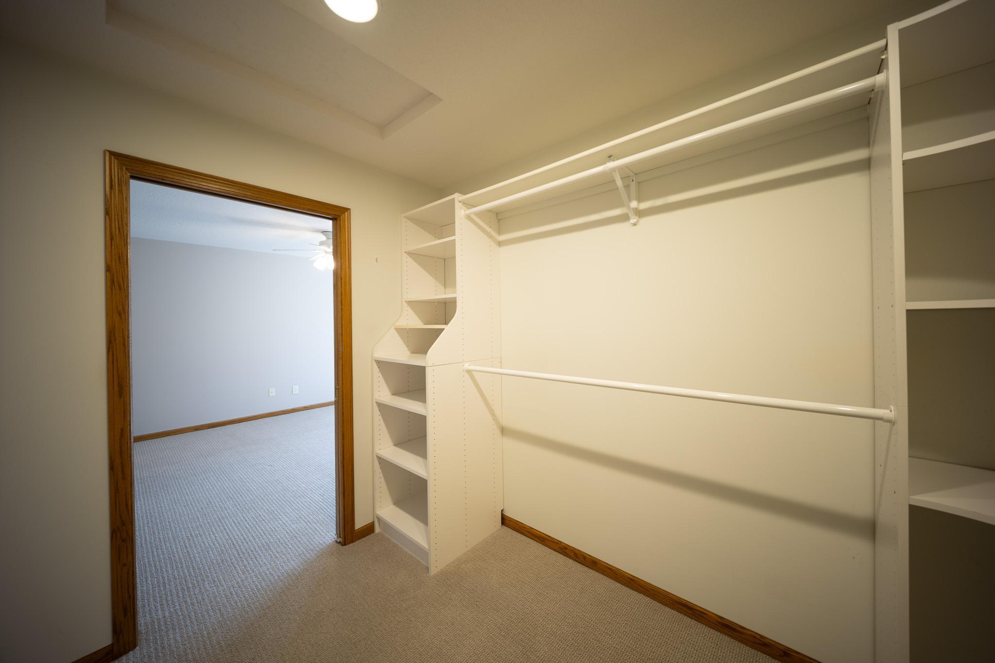 4931 Scenic View Drive Southwest Rochester, MN 55902 - Photo 19 of 48