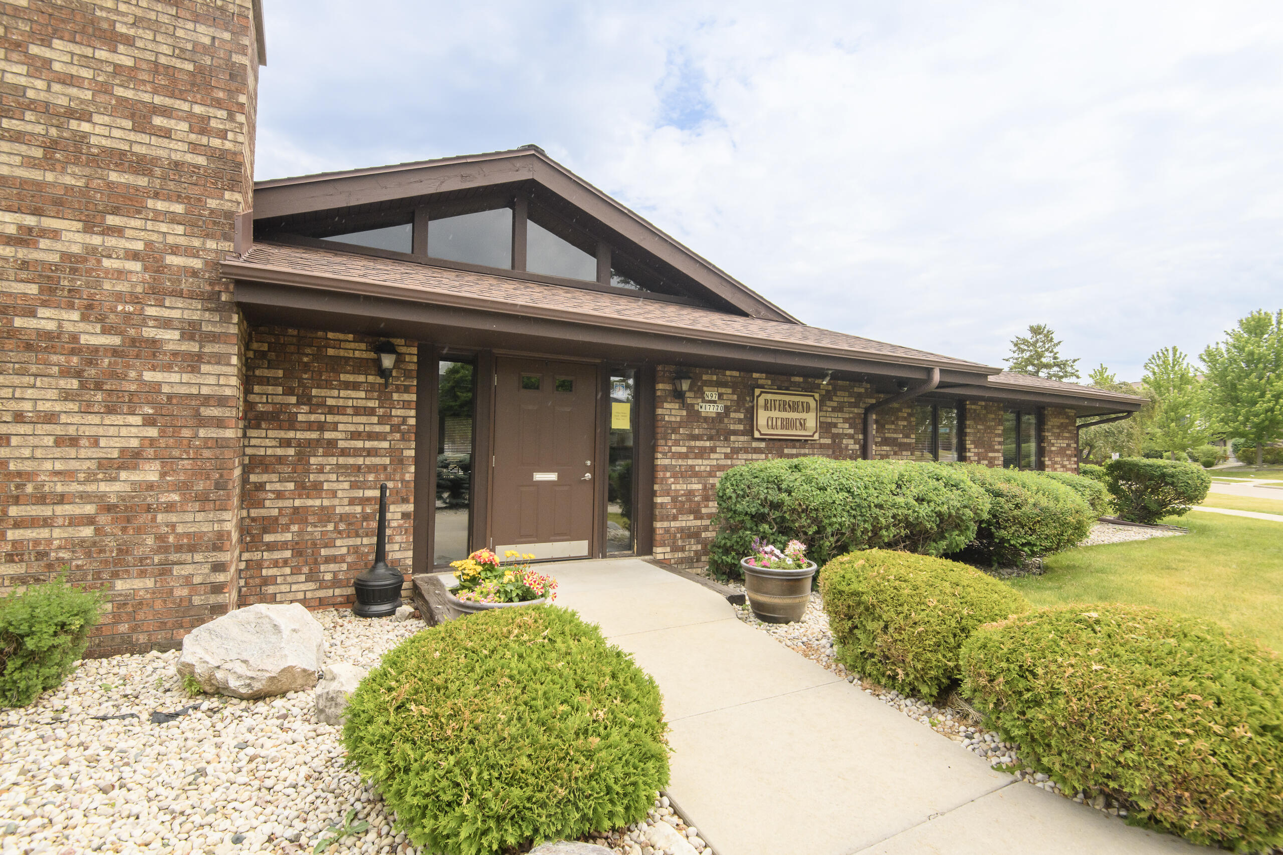 W177N9769 Riversbend Circle East Germantown, WI 53022 - Photo 29 of 34 Clubhouse