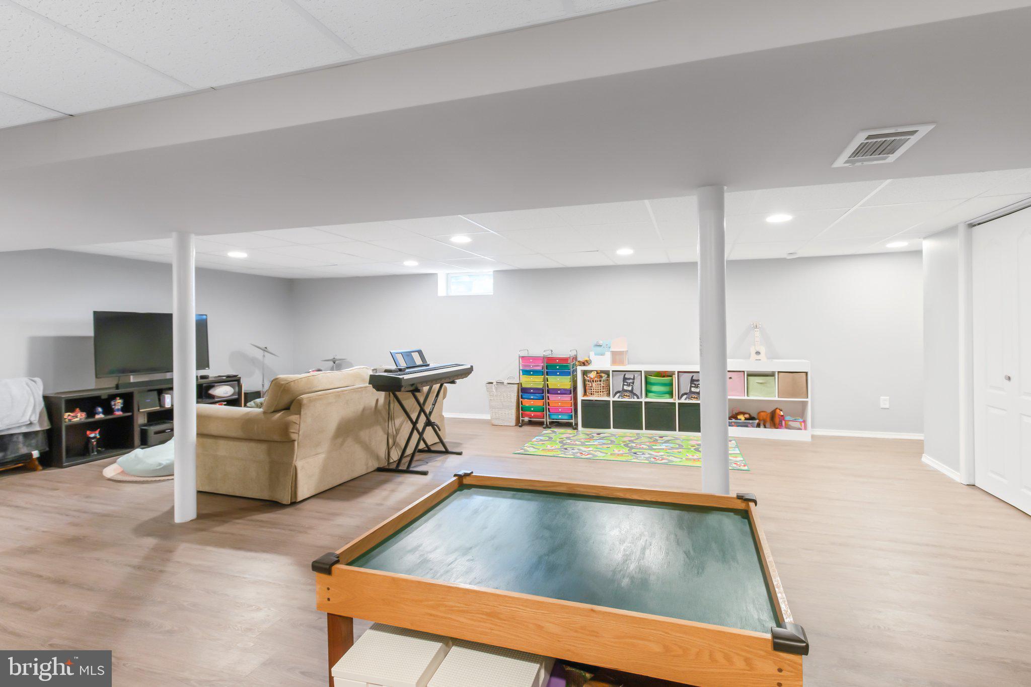 810 Robin Road Lancaster, PA 17601 - Photo 27 of 40 Gallery Image 27