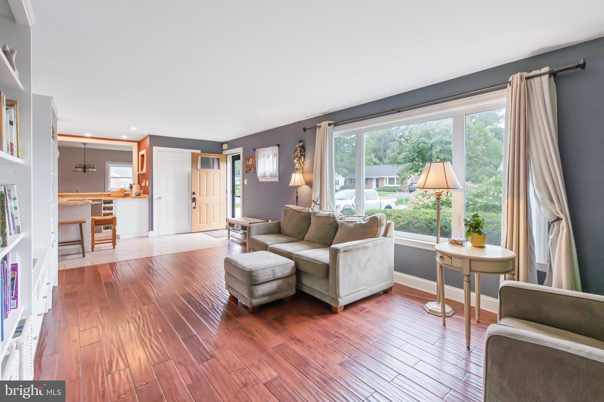 810 Robin Road Lancaster, PA 17601 - Photo 6 of 40 Gallery Image 6