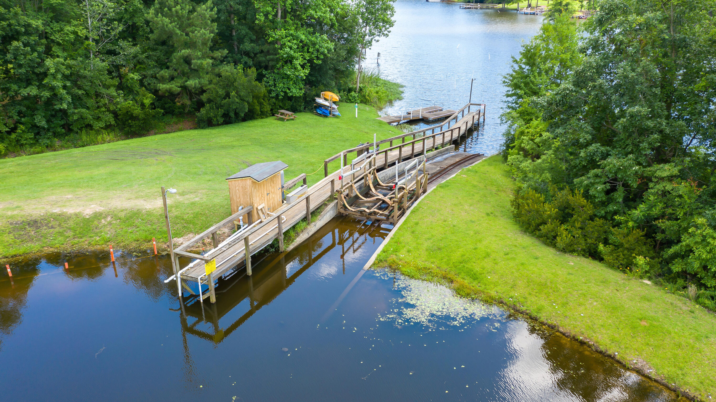 95 Ridge Lake Drive Manning, SC 29102 - Photo 36 of 60 BOAT LIFT INTO LAKE MARION