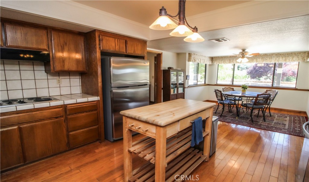 16319 Kasota Road Apple Valley, CA 92307 - Photo 13 of 28