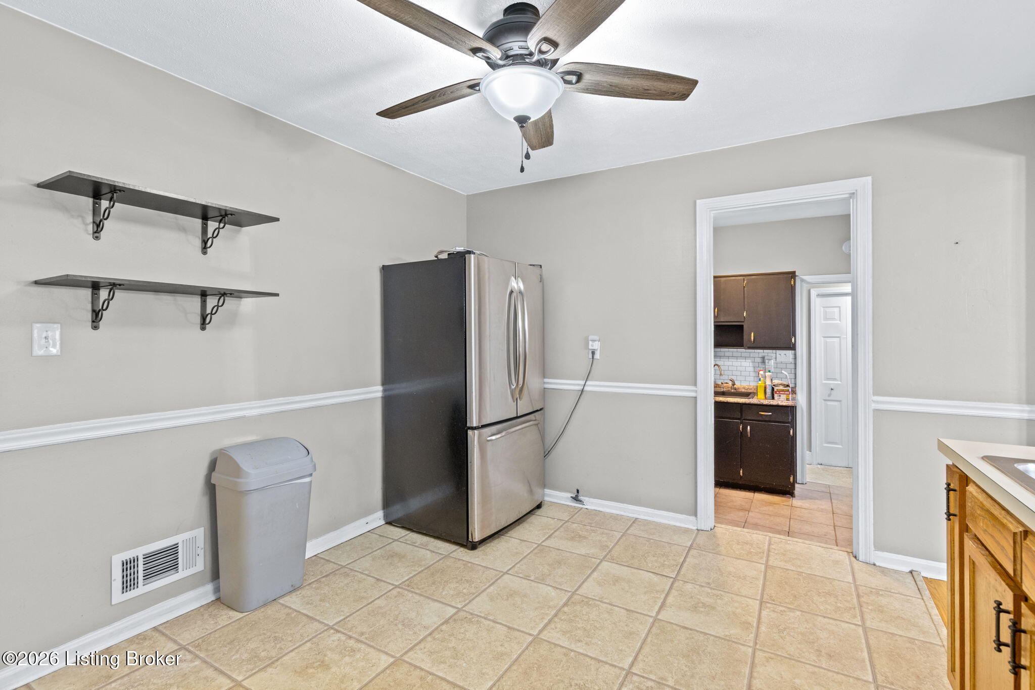 330 Stringer Lane Mount Washington, KY 40047 - Photo 27 of 51 21-web-or-mls-4F0A0136