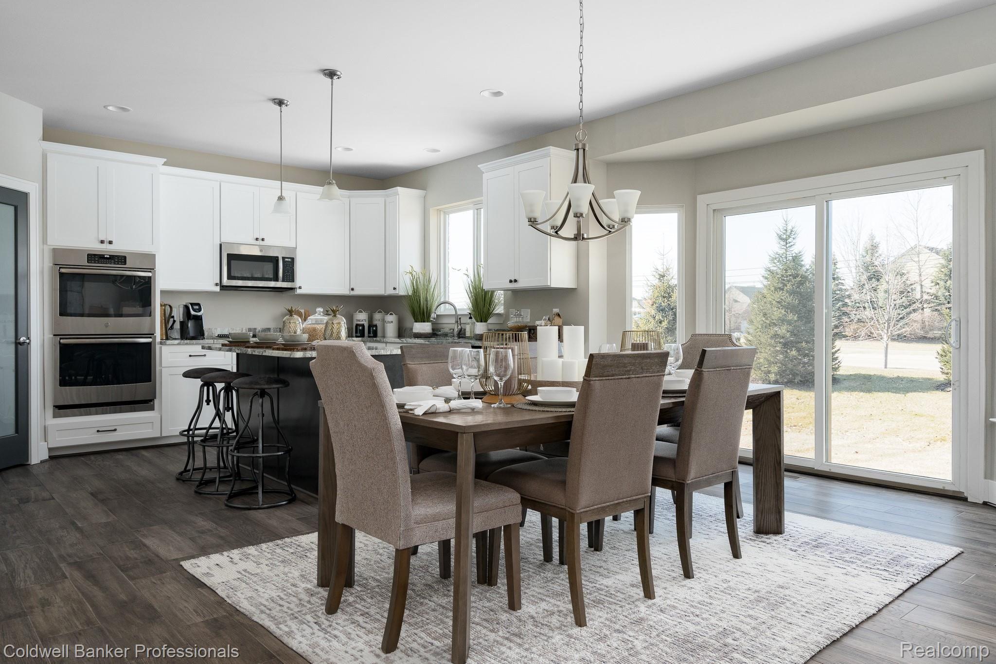 1085 Birkshire Ridge Rochester, MI 48307 - Photo 12 of 34 Entertaining is easy in this large gourmet kitchen