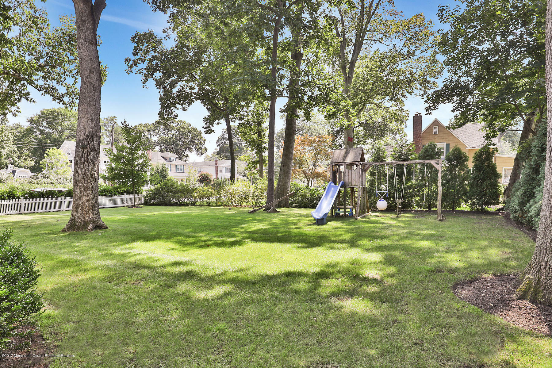 7 River Road Rumson, NJ 07760 - Photo 41 of 46 The Yard