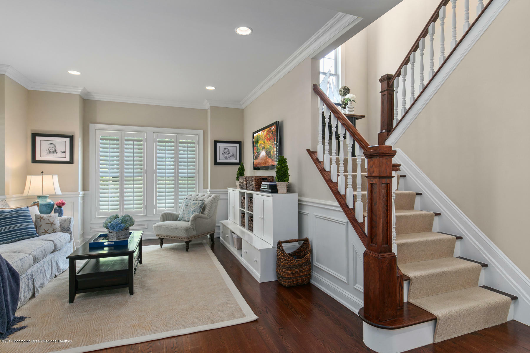 7 River Road Rumson, NJ 07760 - Photo 10 of 46 The Living Room