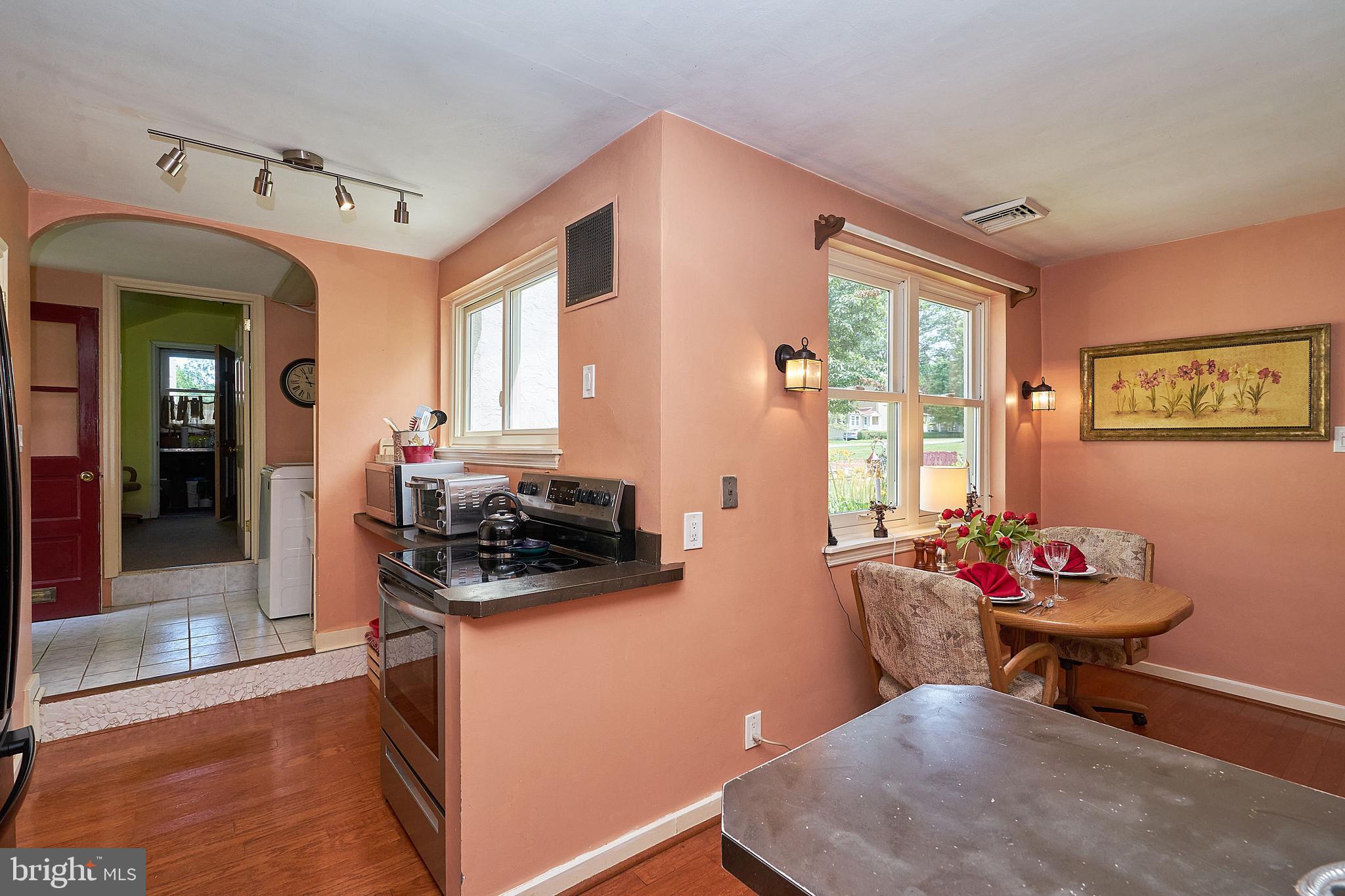 6328 Sunnybrook Road Flourtown, PA 19031 - Photo 17 of 21