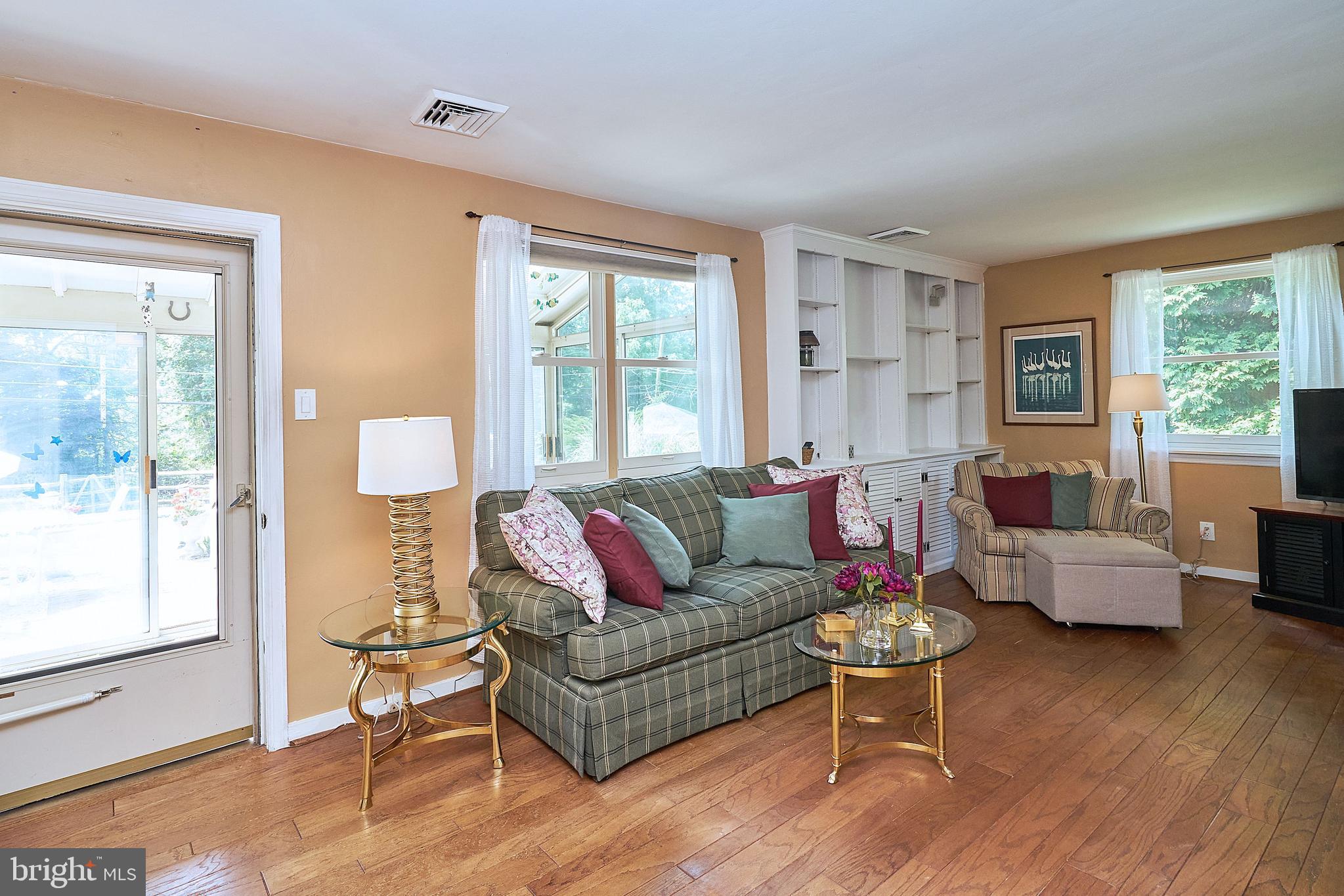 6328 Sunnybrook Road Flourtown, PA 19031 - Photo 10 of 21