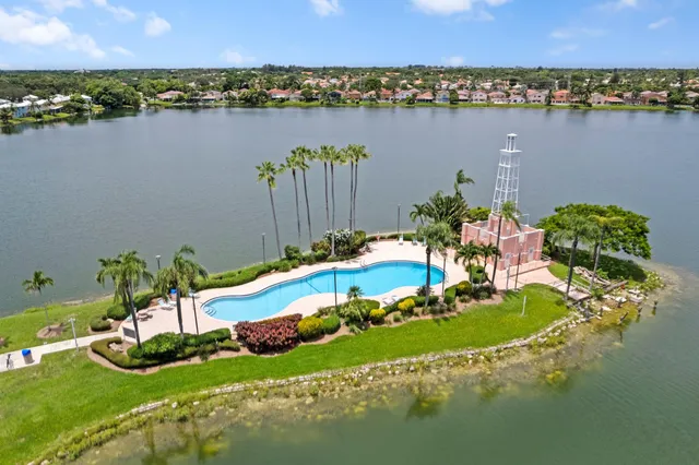 a picture of a wall with a white wall and a painting