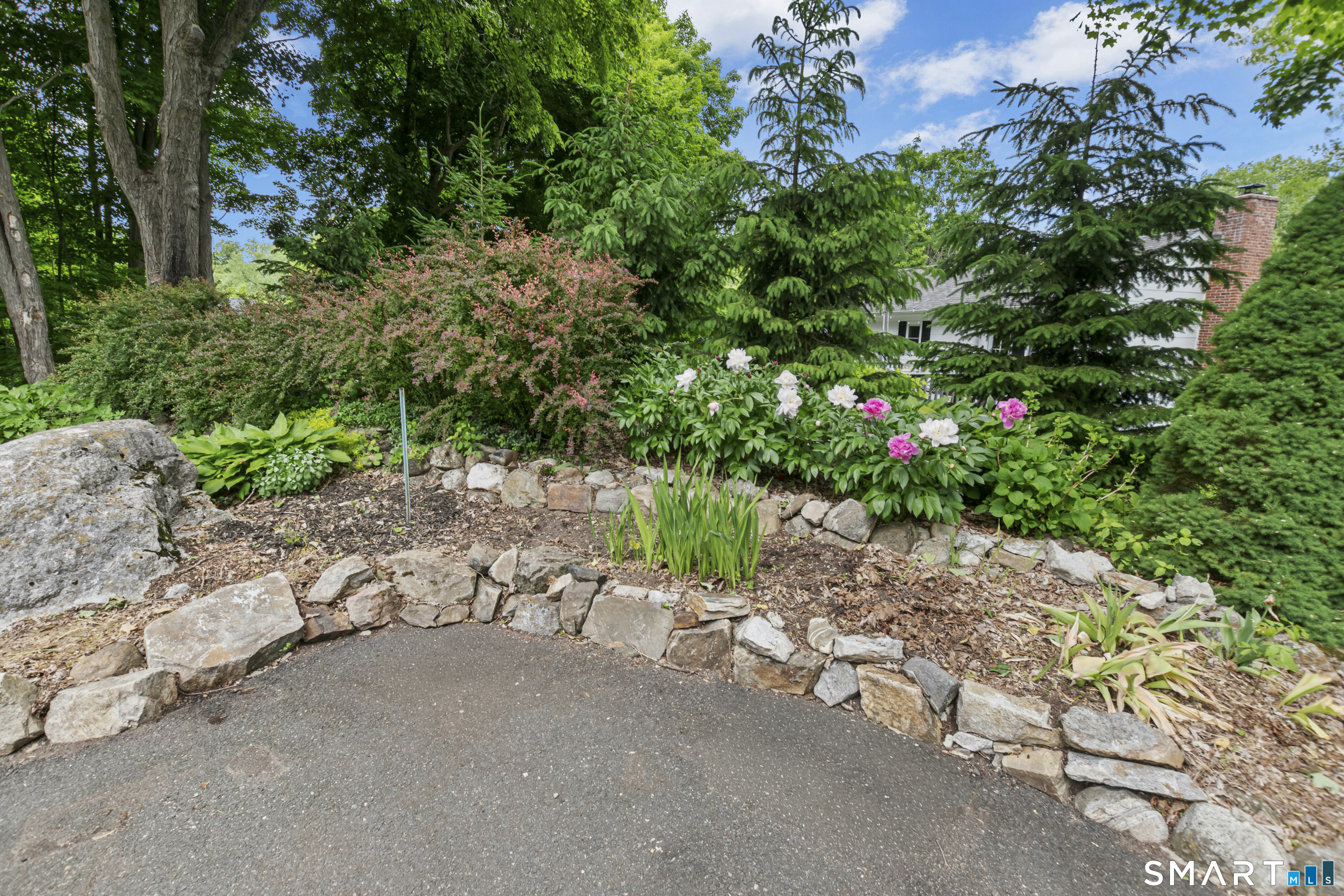 12 Rainbow Drive Ridgefield, CT 06877 - Photo 23 of 34