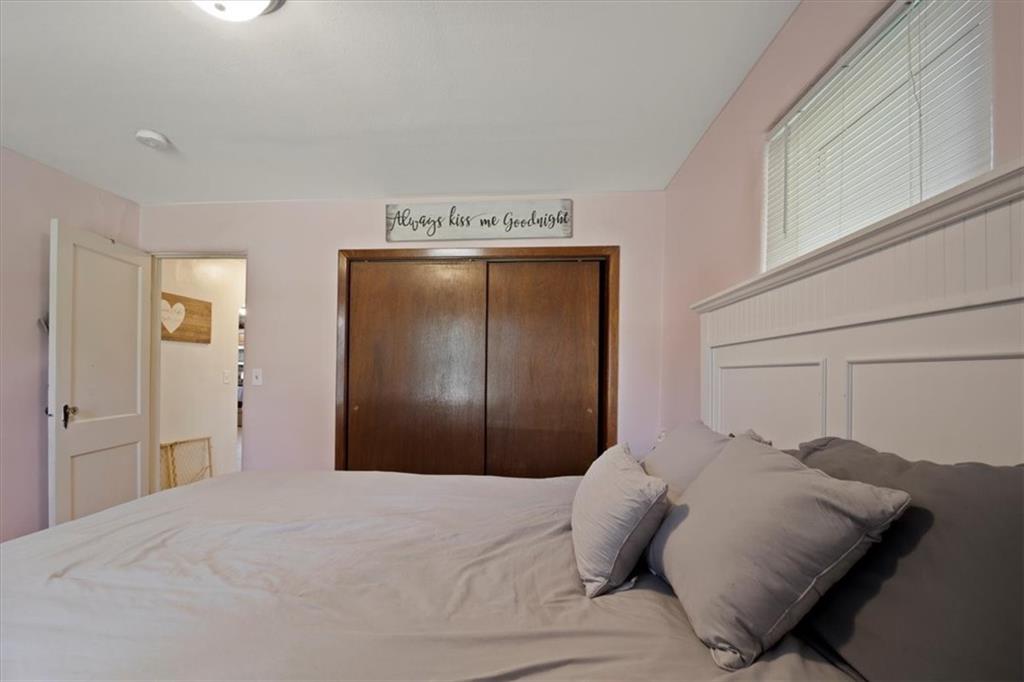 17 West Thompson Road Indianapolis, IN 46217 - Photo 17 of 43 Gallery Image 17