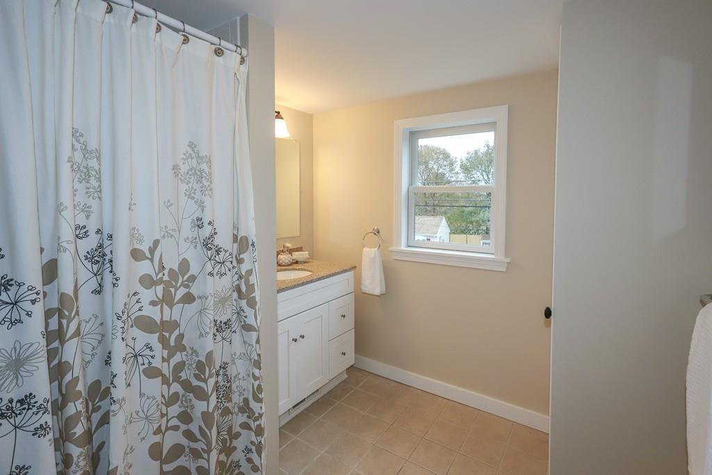 33 MacArthur Road Beverly, MA 01915 - Photo 19 of 24 Gallery Image 19