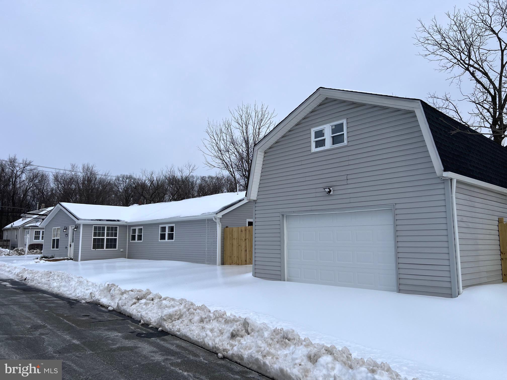 2318 Ruth Avenue Sparrows Point, MD 21219 - Photo 9 of 93