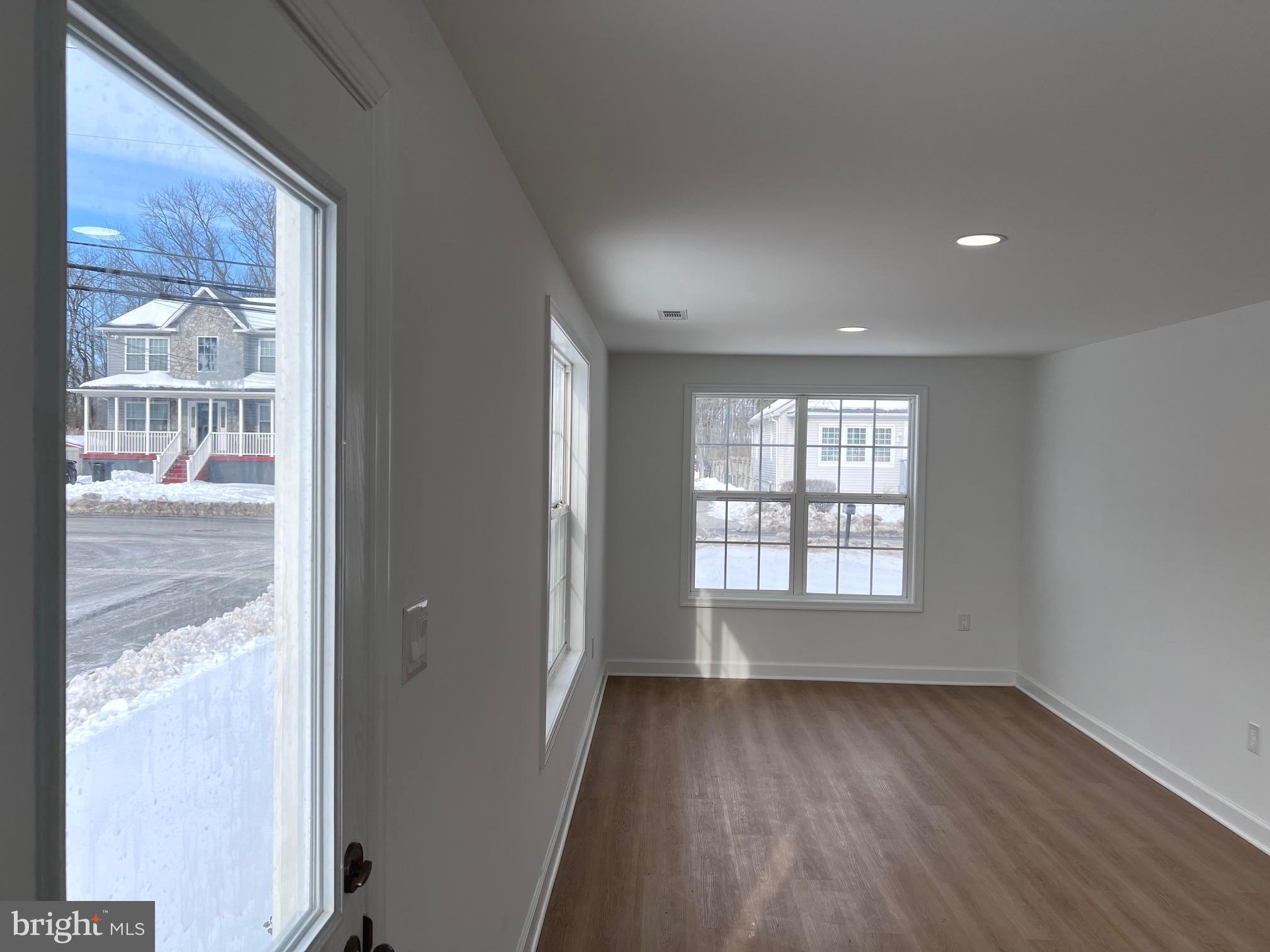 2318 Ruth Avenue Sparrows Point, MD 21219 - Photo 10 of 93