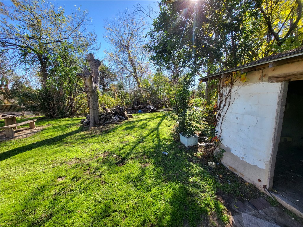 426 North Houston Street Lorena, TX 76655 - Photo 16 of 46