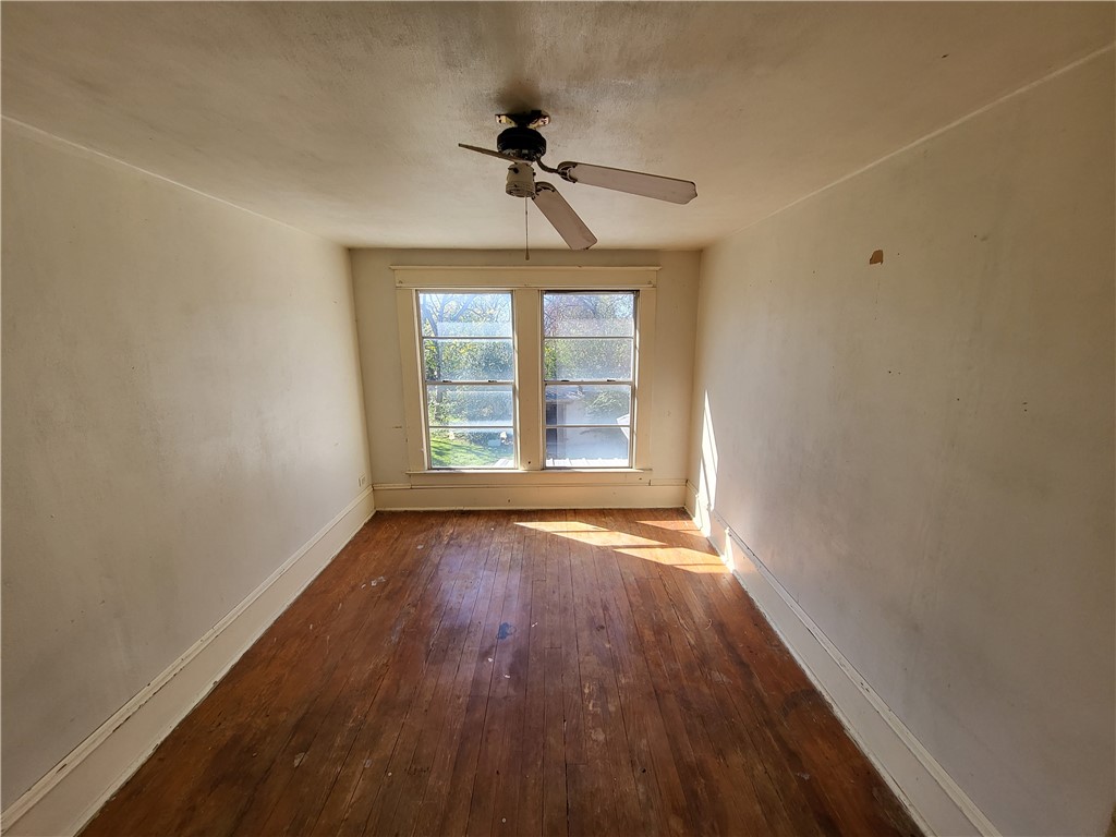 426 North Houston Street Lorena, TX 76655 - Photo 20 of 46