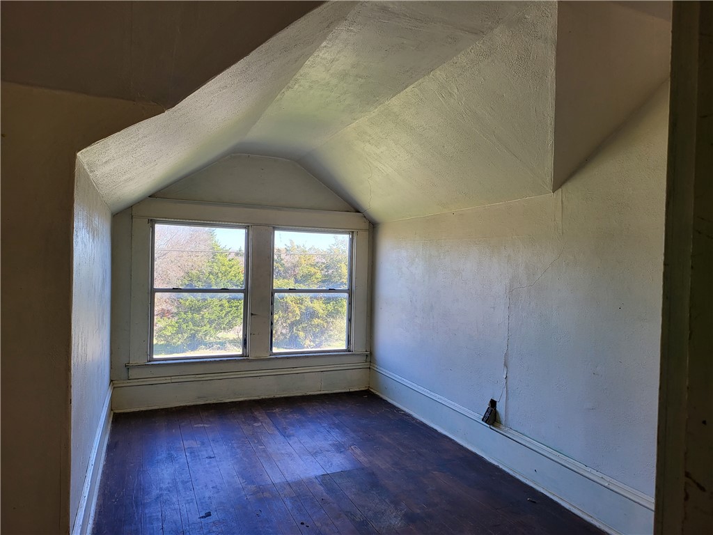 426 North Houston Street Lorena, TX 76655 - Photo 28 of 46