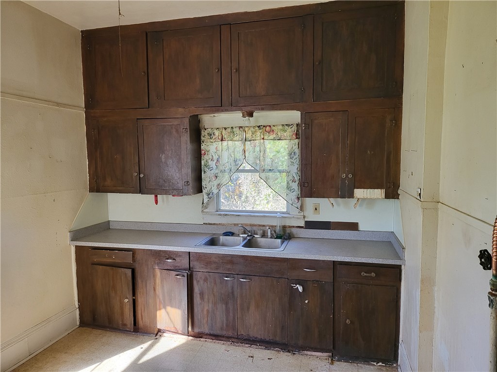 426 North Houston Street Lorena, TX 76655 - Photo 42 of 46