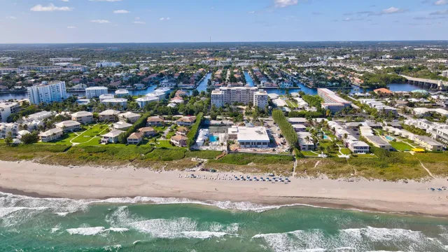 $1,250,000 | 2000 South Ocean Boulevard, Unit 605, Delray Beach, FL 33483