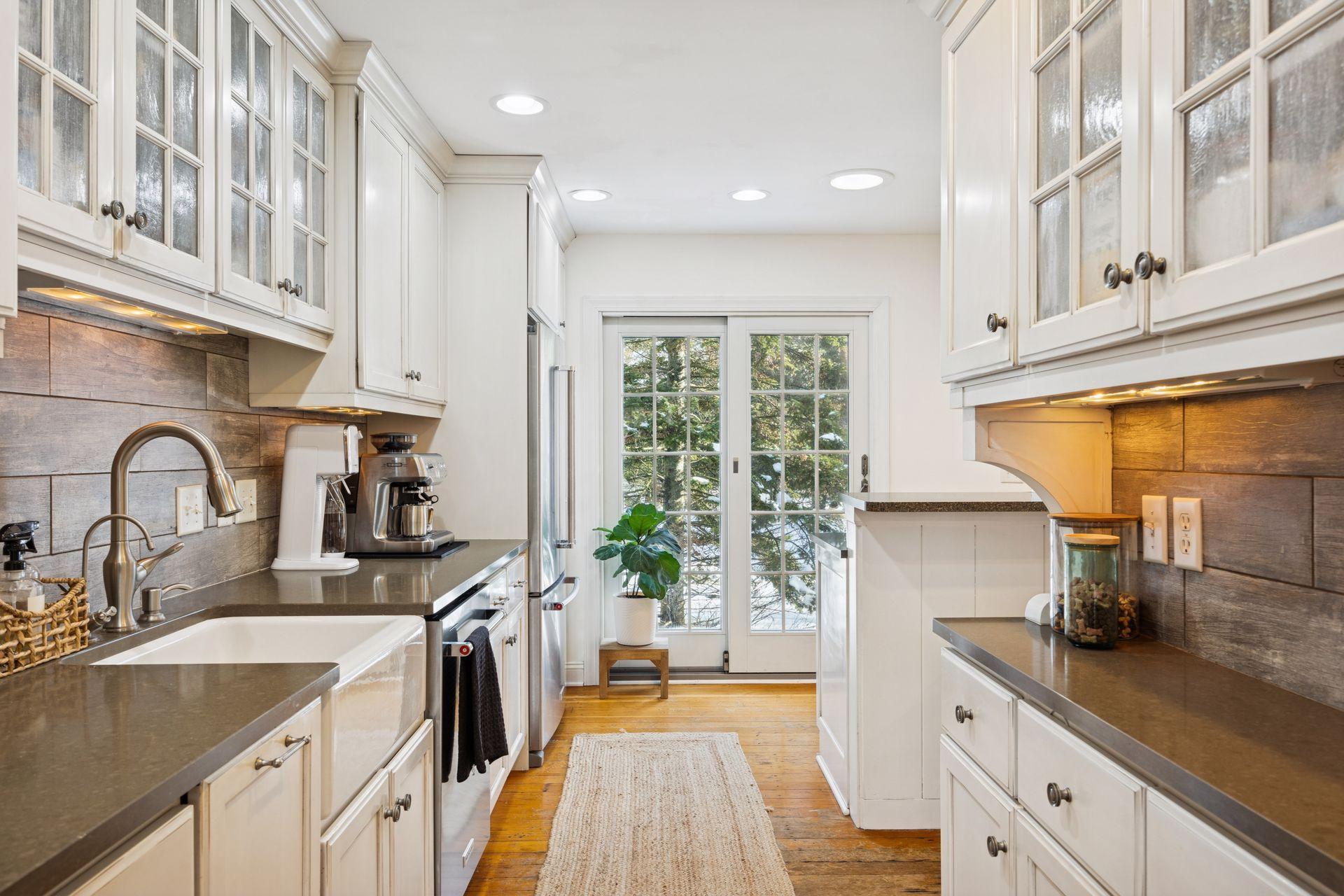 2840 Breezy Heights Road Wayzata, MN 55391 - Photo 22 of 56