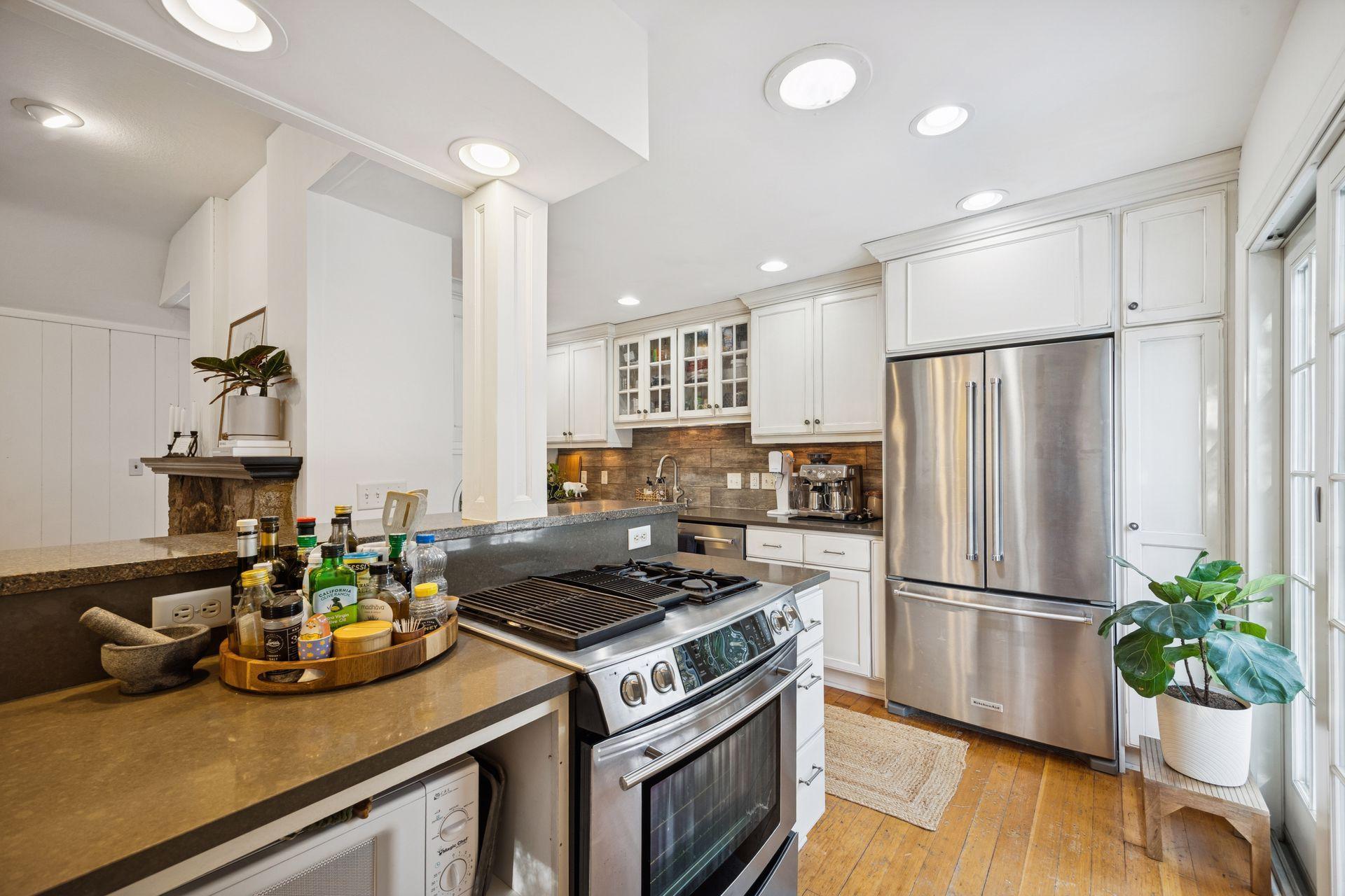 2840 Breezy Heights Road Wayzata, MN 55391 - Photo 25 of 56