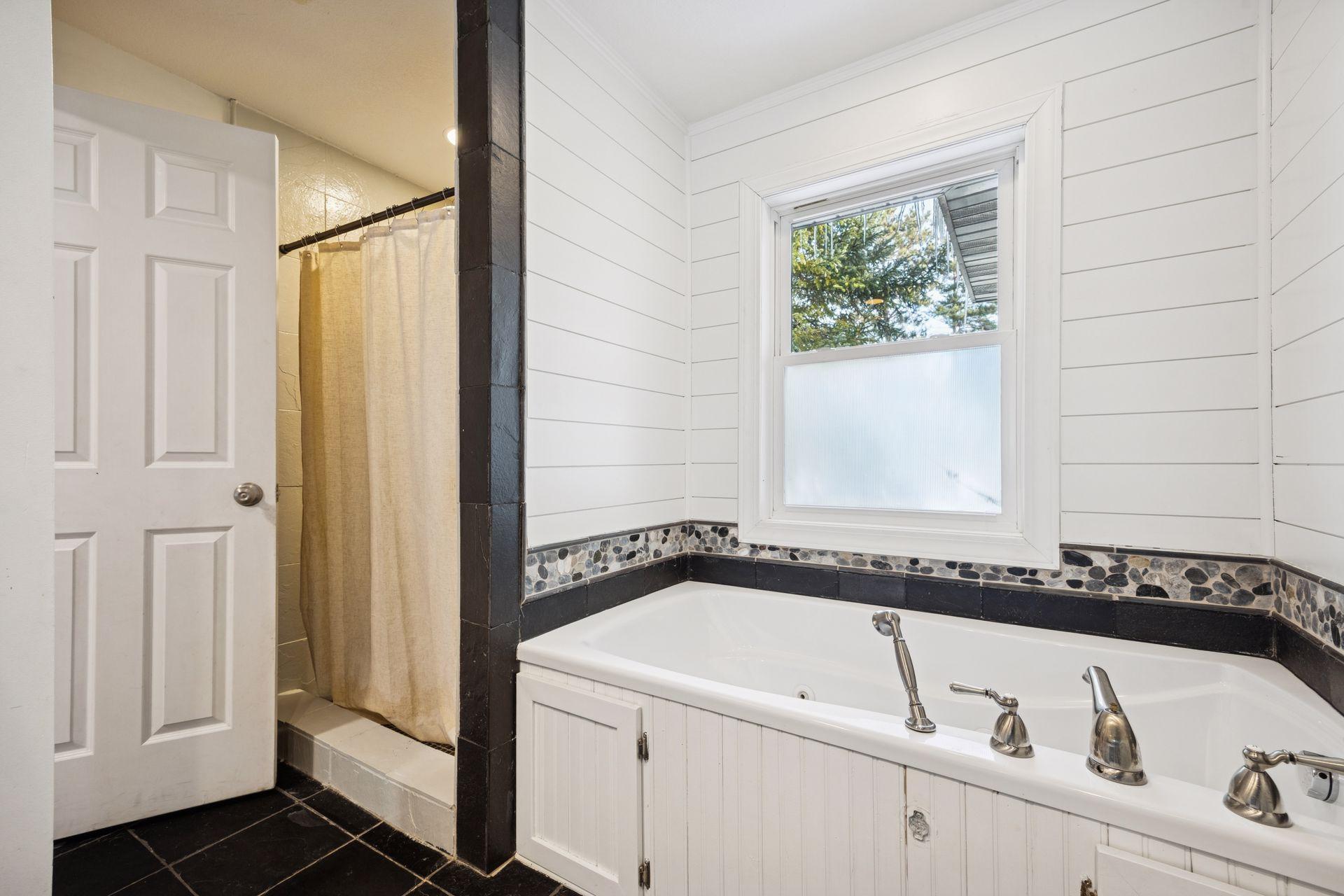 2840 Breezy Heights Road Wayzata, MN 55391 - Photo 39 of 56