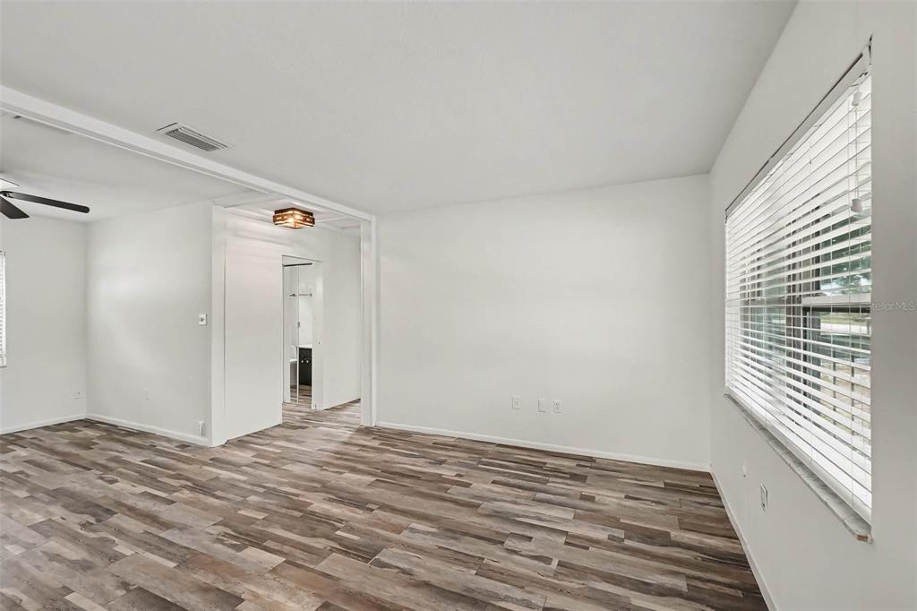 313 Miller Mac Road Apollo Beach, FL 33572 - Photo 4 of 27