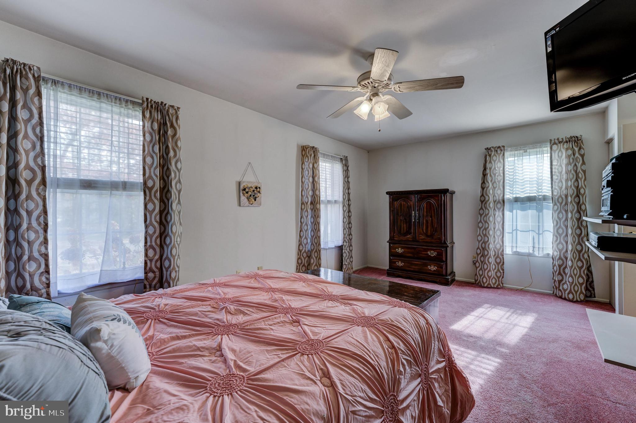 13 Spruce Avenue Hammonton, NJ 08037 - Photo 15 of 25 Main bedroom with 3 closets