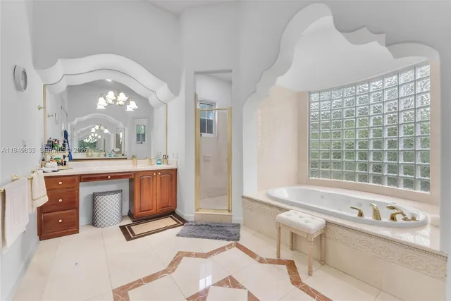 $3,300,000 | 1334 Alhambra Circle, Coral Gables, FL 33134