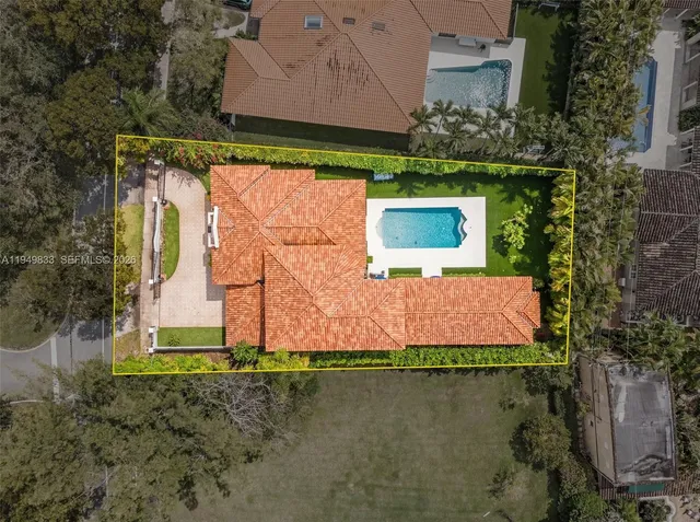 $3,300,000 | 1334 Alhambra Circle, Coral Gables, FL 33134