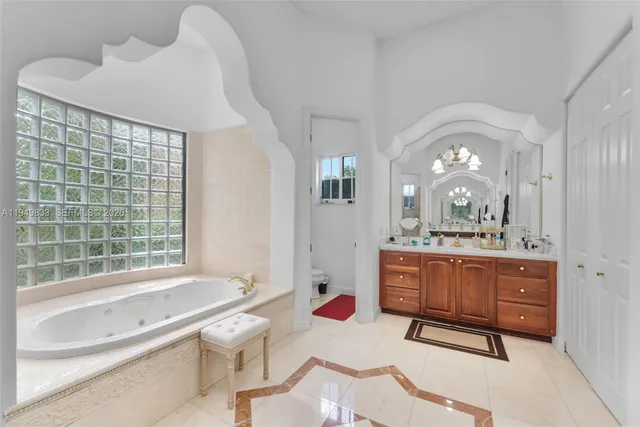 $3,300,000 | 1334 Alhambra Circle, Coral Gables, FL 33134