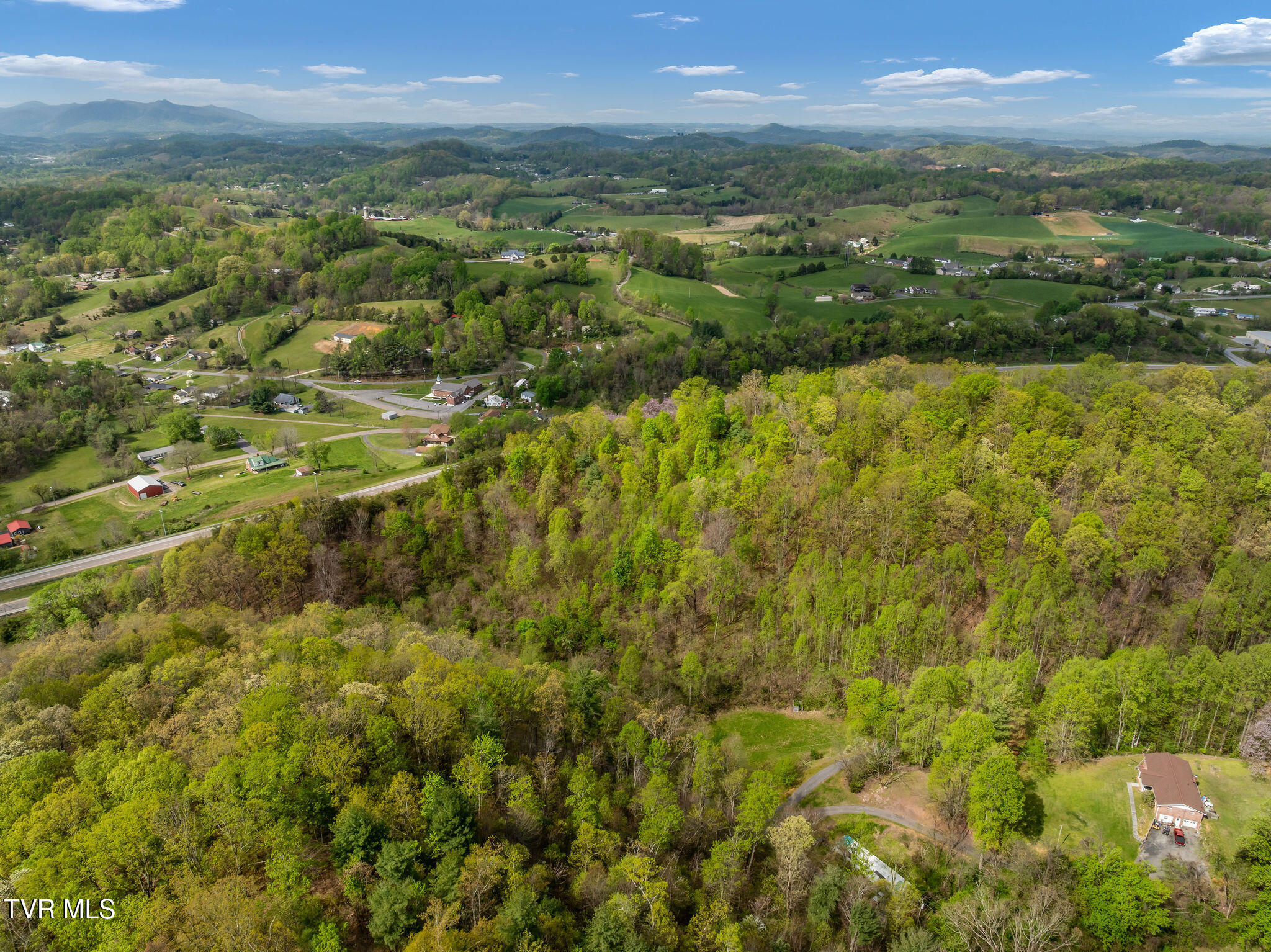 Tbd Chambers Drive Elizabethton, TN 37643 - Photo 8 of 25 DJI_0743